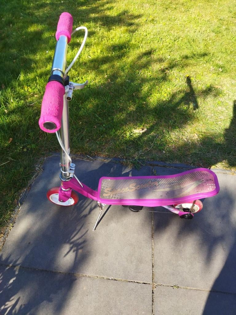Space Scooter Junior - Roze Step, Fietsen en Brommers, Steps, Gebruikt, Gewone step, Ophalen of Verzenden