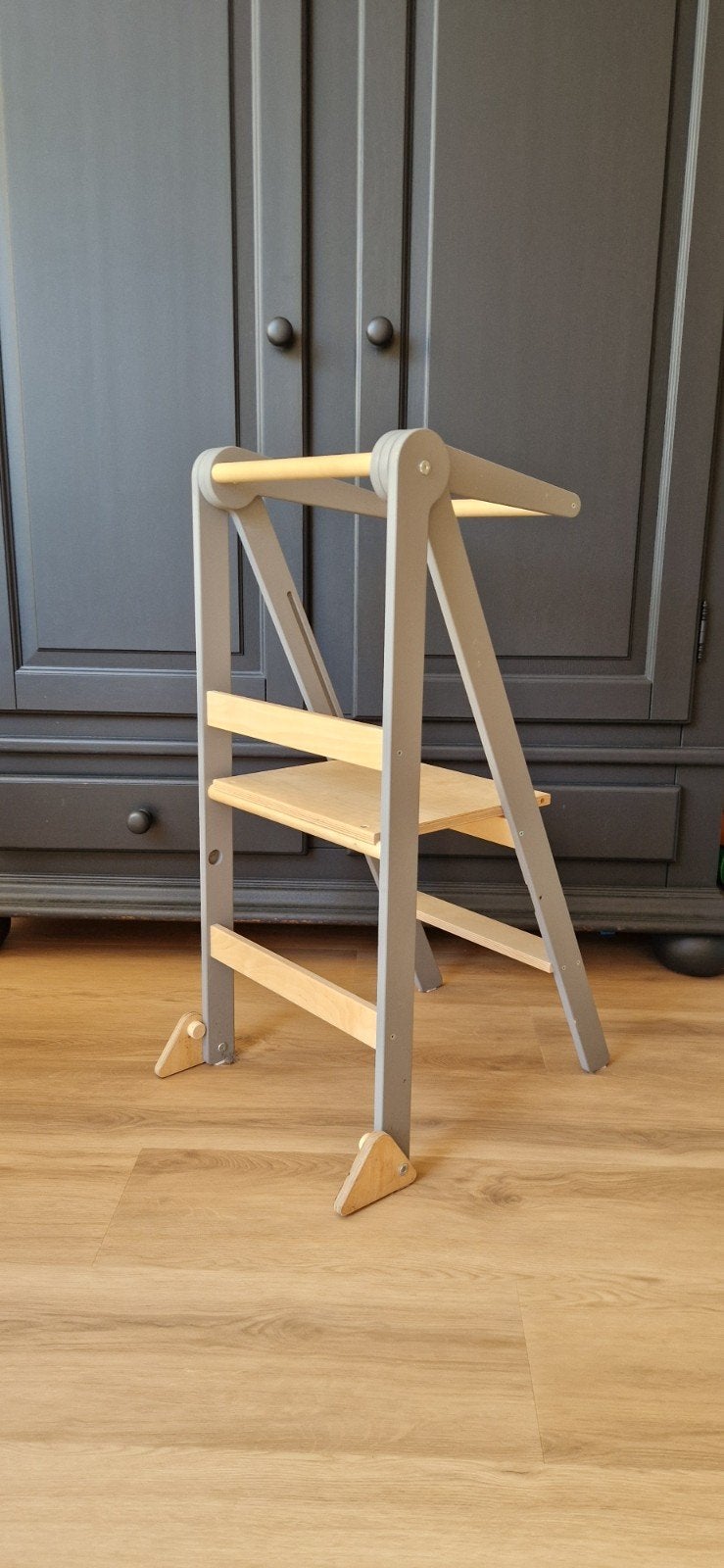 Opvouwbare Montessori Toren / Keukenhulpje, Ophalen, Zo goed als nieuw