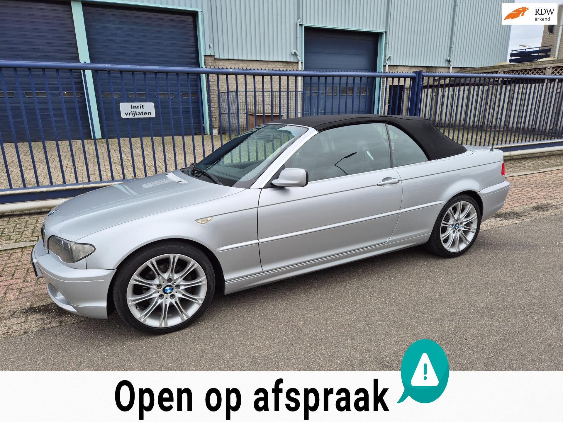 BMW 3-serie Cabrio 320Ci AUT. *CLIMA*LEER*18 INCH* ZEER MOOI, Achterwielaandrijving, Gebruikt, Zwart, Cabriolet