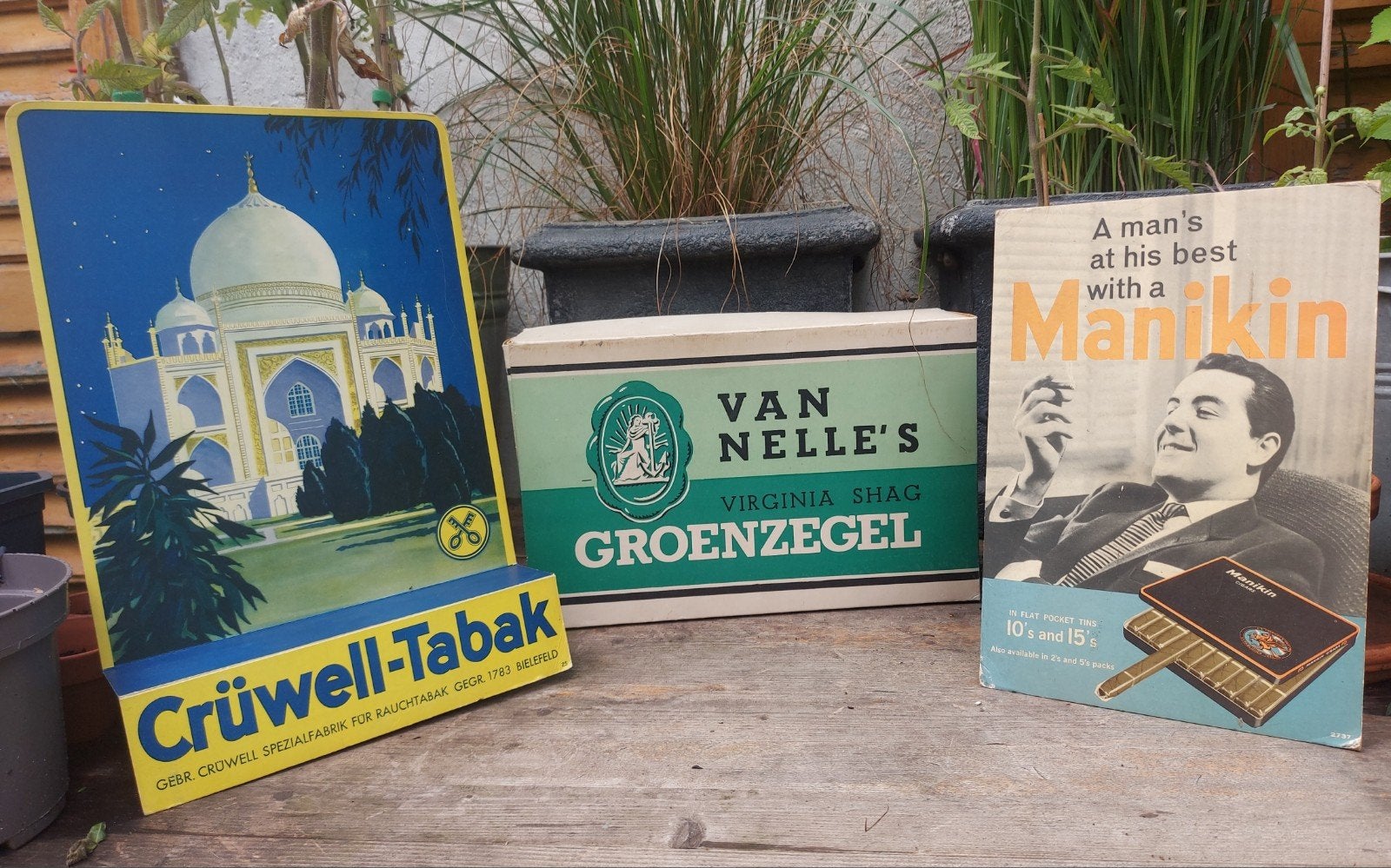3 x oude tabak reclame 2 x bord en 1 x etalage doos, Ophalen of Verzenden, Gebruikt, Reclamebord