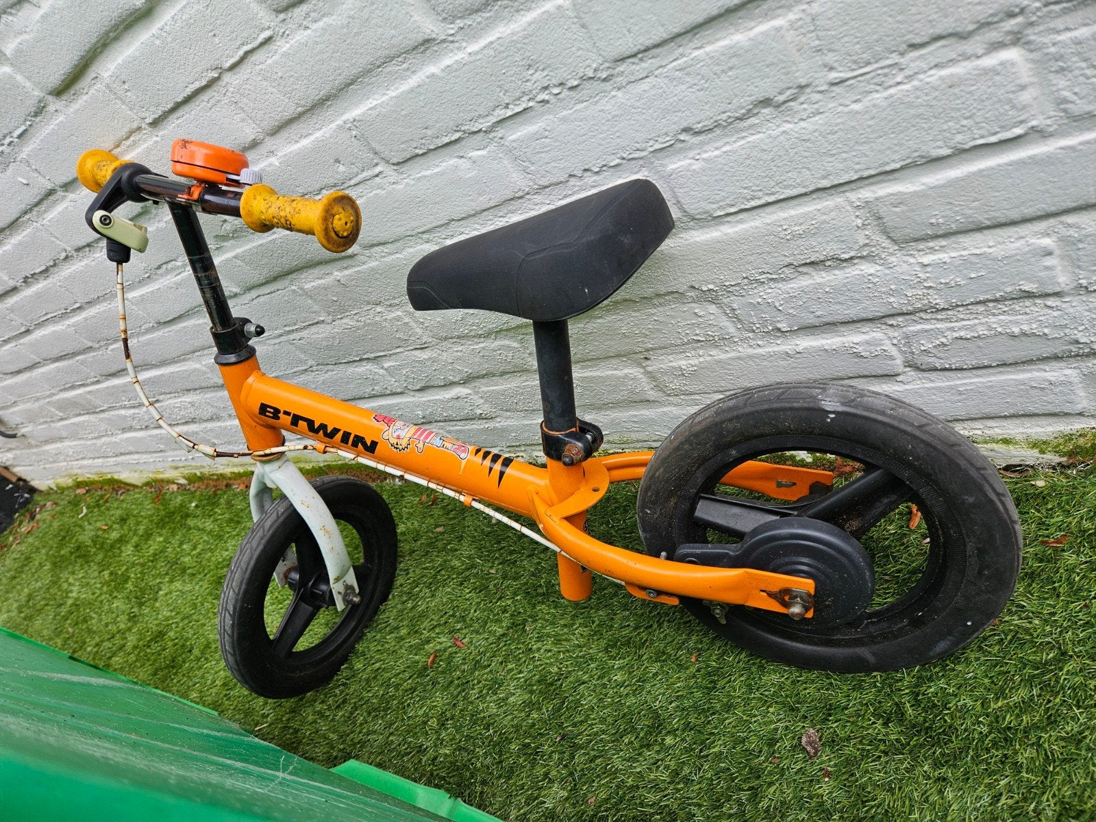 Loopfiets B'twin GRATIS