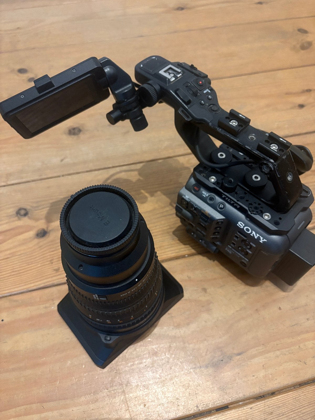 Sony FX6 met Sony FE PZ 28-135mm f/4.0 G OSS, Ophalen, Gebruikt, Video