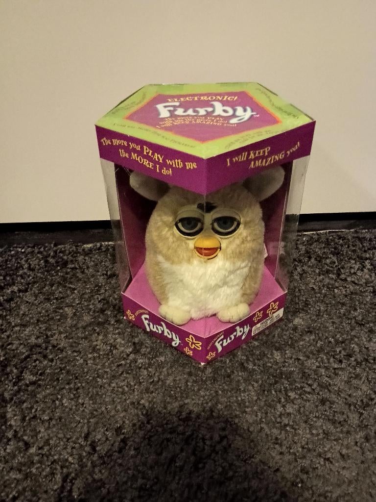 Furby Bear nieuw in doos, Verzamelen, Verzenden, Nieuw