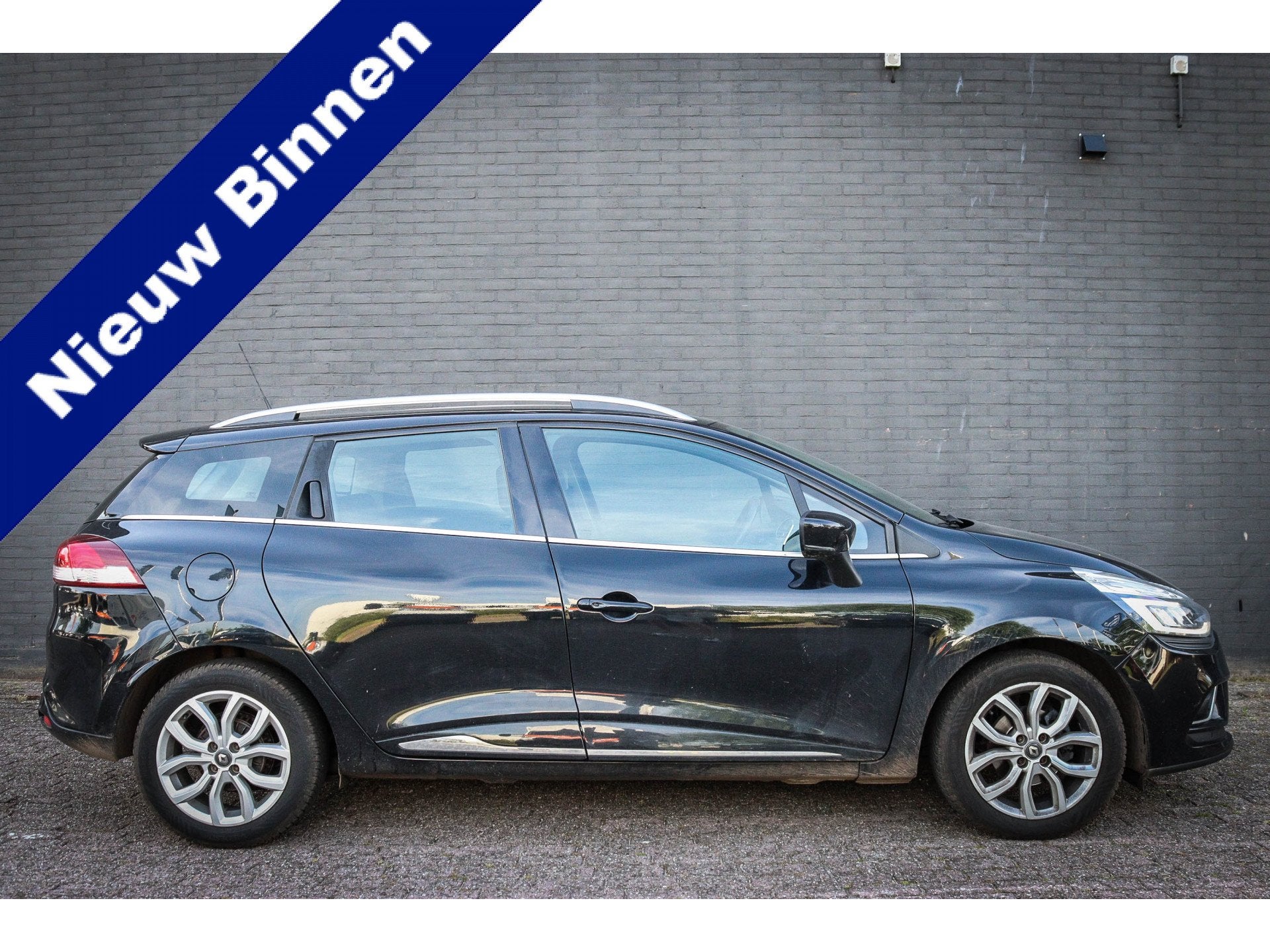 Renault Clio Estate 0.9 TCe Intens Net binnen-Nu al te bezic, Auto's, Voorwielaandrijving, 898 cc, Gebruikt, 1098 kg