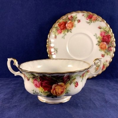 Royal Albert Old Country Roses soepkom, Ophalen of Verzenden, Gebruikt, Porselein, Overige typen