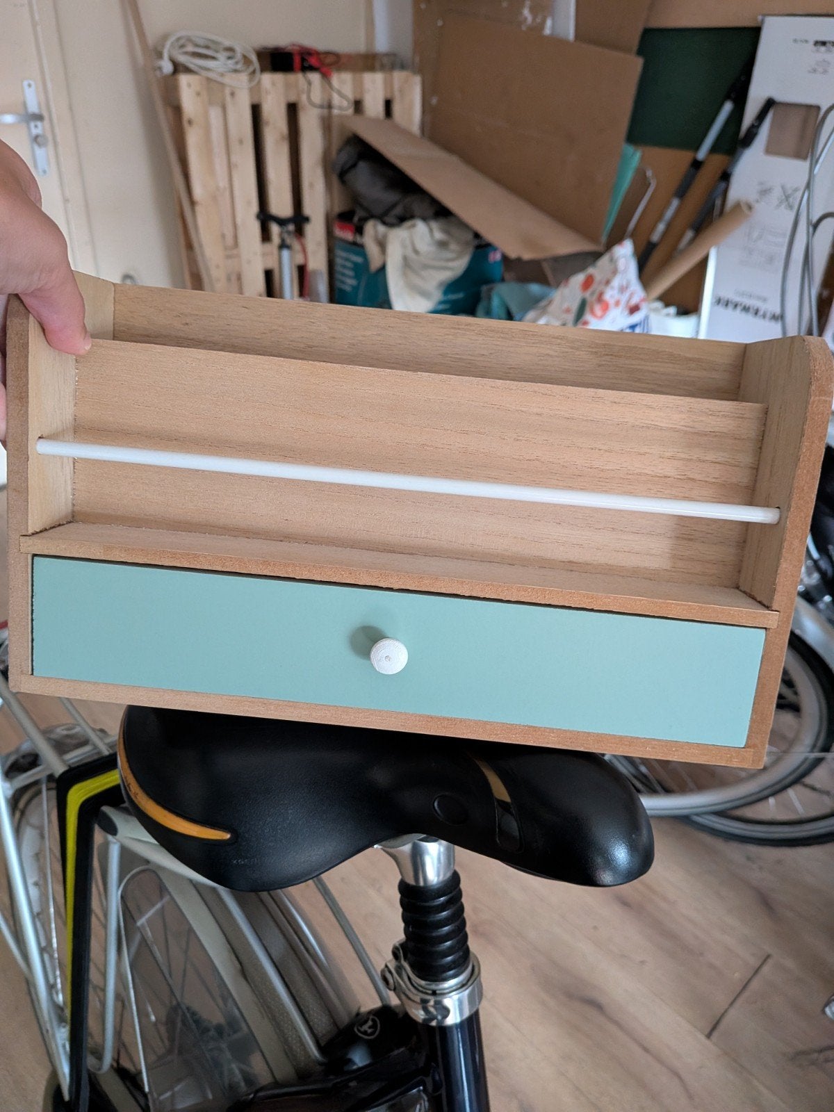 Houten wandplankje met lade - Boekenrekje, Huis en Inrichting, Ophalen
