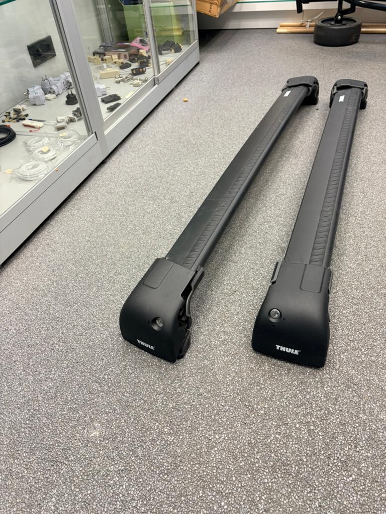Thule WingBar Edge 9593 Dakdragers Roofbars Porsche P. 2012, Auto diversen, Dakkoffers, Zo goed als nieuw, Ophalen