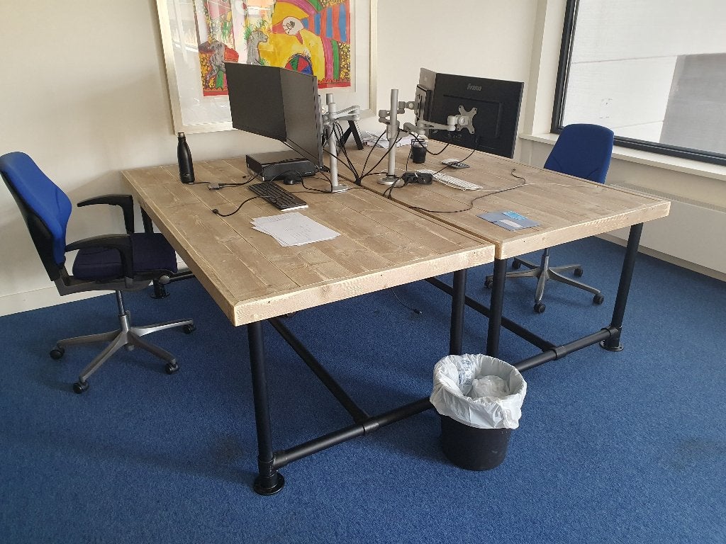 Unieke vergadertafel, bureau van steigerhout en steigerbuis, Huis en Inrichting, Ophalen, Nieuw, Hout
