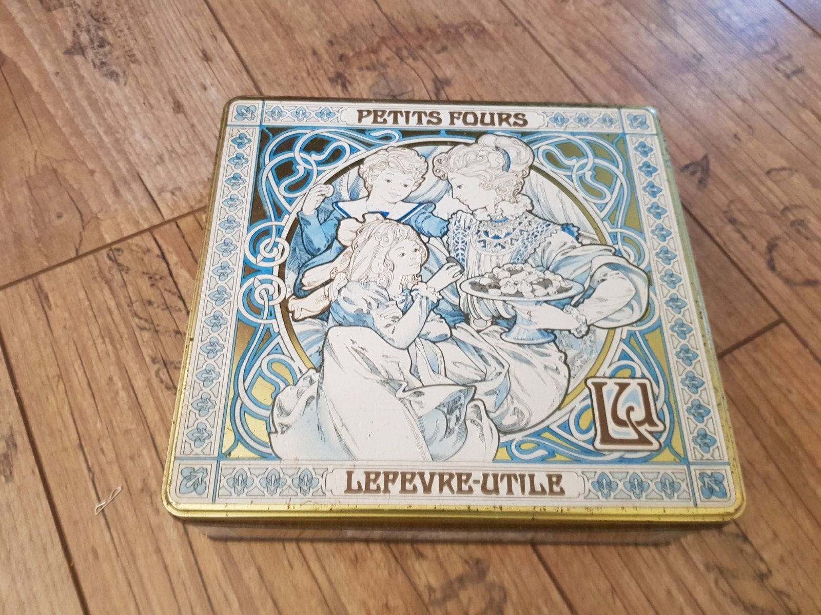 Oud blik frans petit fours lefevre-untile biscuits, Ophalen of Verzenden, Gebruikt, Koek(jes)