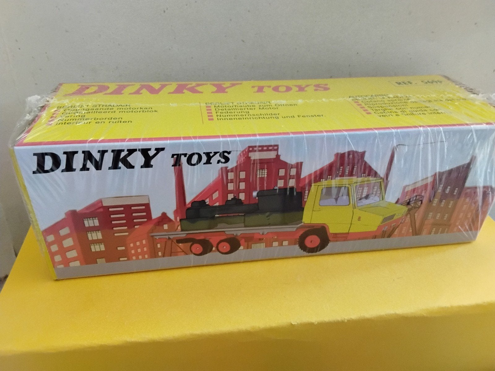 DINKY TOYS ATLAS BERLIET STRADAIR NO 569P, Ophalen of Verzenden, Bus of Vrachtwagen, Overige merken