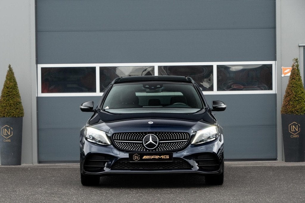 Mercedes C-klasse Estate 180 AMG|Camera|DAB|Sfeerverlichting, Automaat, Met garantie (alle), Blauw, C-Klasse