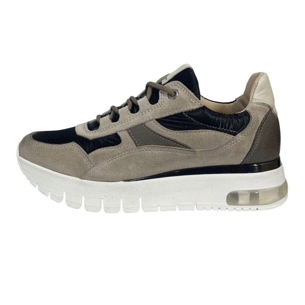 AQA maat 38 lerensneaker taupe / zwart - gratis verzenden, Overige kleuren, Verzenden, AQA, Info@aqa-shoes.nl