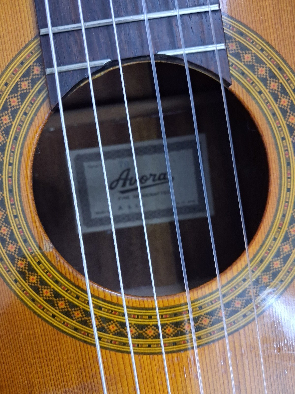 Foto 14 van Vintage Avora A550 Japanse klassiek Spaanse gitaar 1970