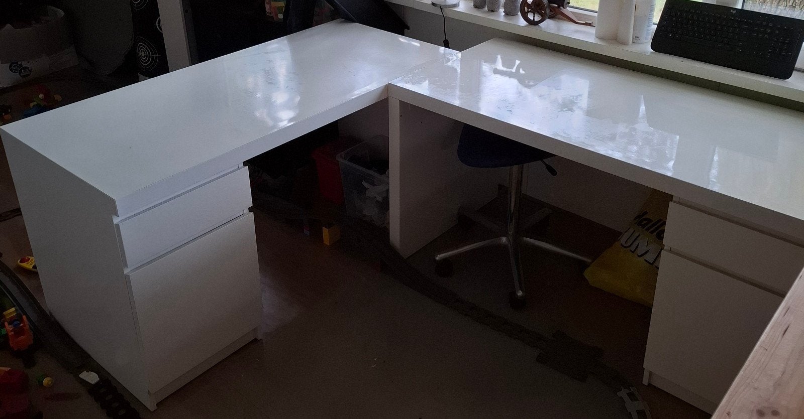 2x IKEA Malm wit bureau, gebruikt, Ophalen, Met lades, Gebruikt, IKEA