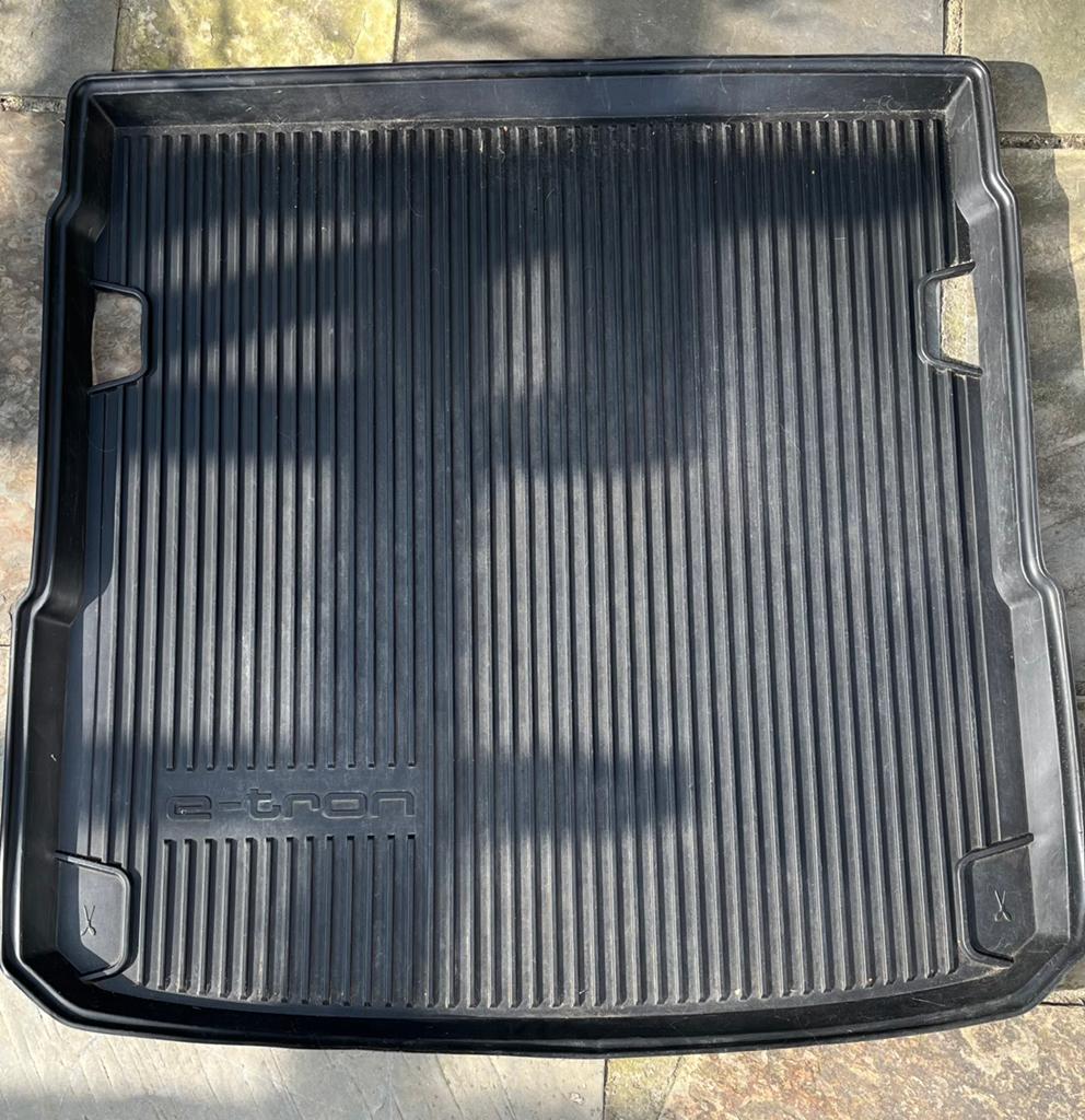 Audi etron kofferbakmat, Auto diversen, Ophalen, Gebruikt