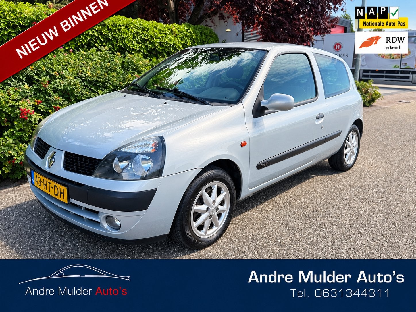 Zeer nette Renault Clio 1.2 16v. Trekhaak Nieuwe Apk, Auto's, Renault, Bedrijf, Handgeschakeld, Metallic lak, Clio