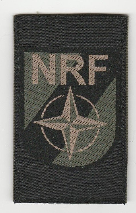 Embleem NRF - NATO-NAVO Response Force, Verzenden, Landmacht, Nederland, Embleem of Badge