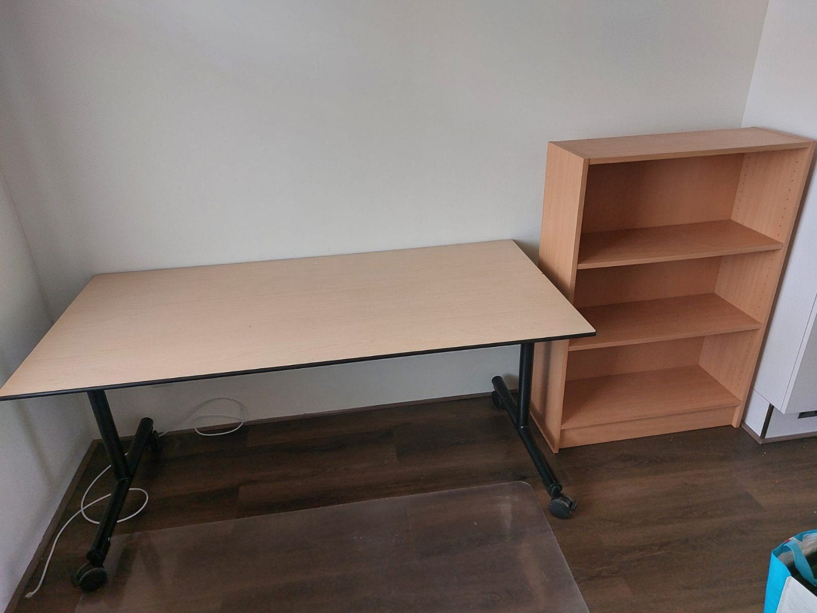 Mooie boekenkast, 2 stuks beschikbaar, Ophalen, Met plank(en), Gebruikt, 100 tot 150 cm