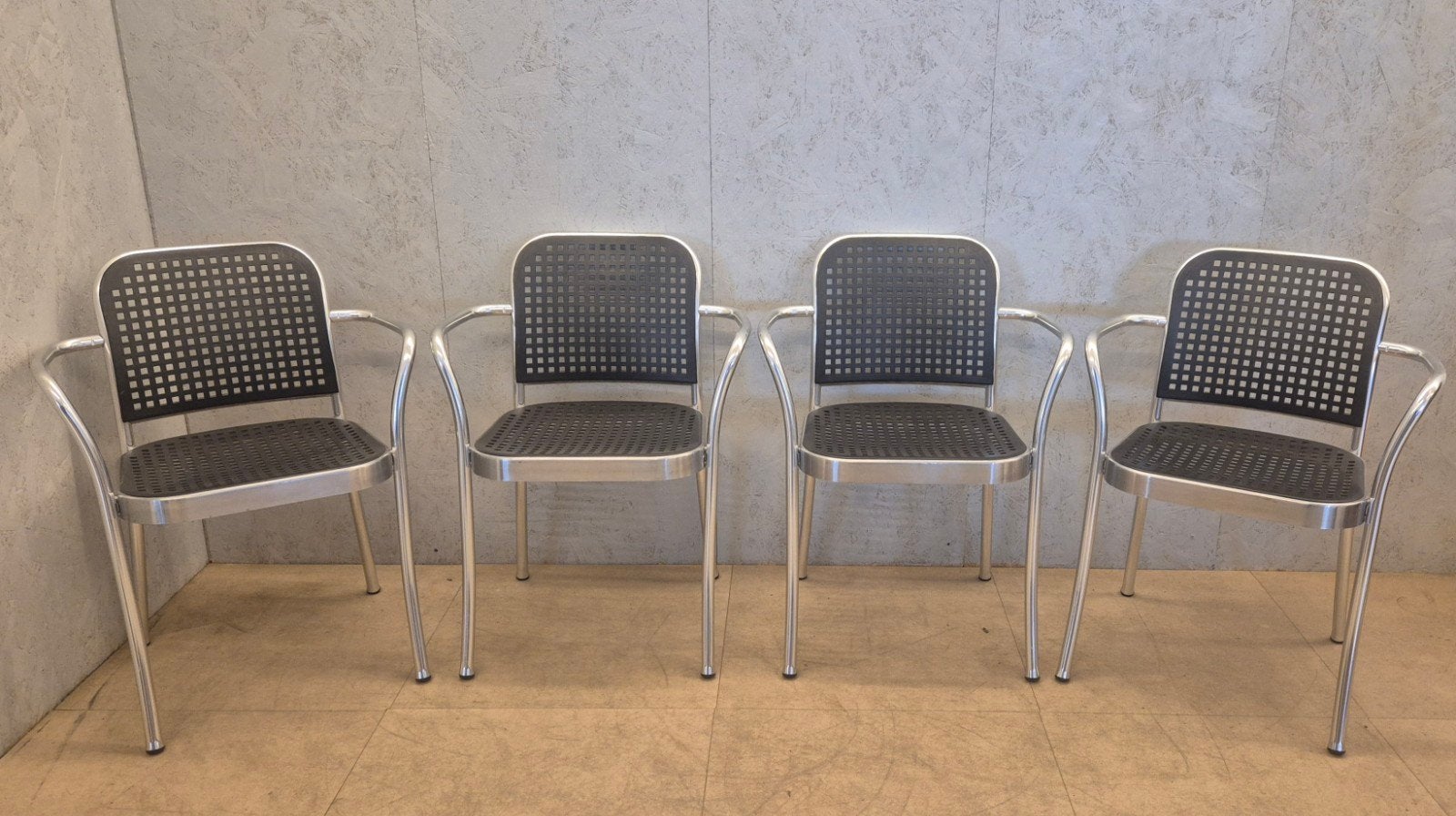4x De Padova Silver design armstoel – Vico Magistretti, Ophalen, Gebruikt, Aluminium, N.v.t