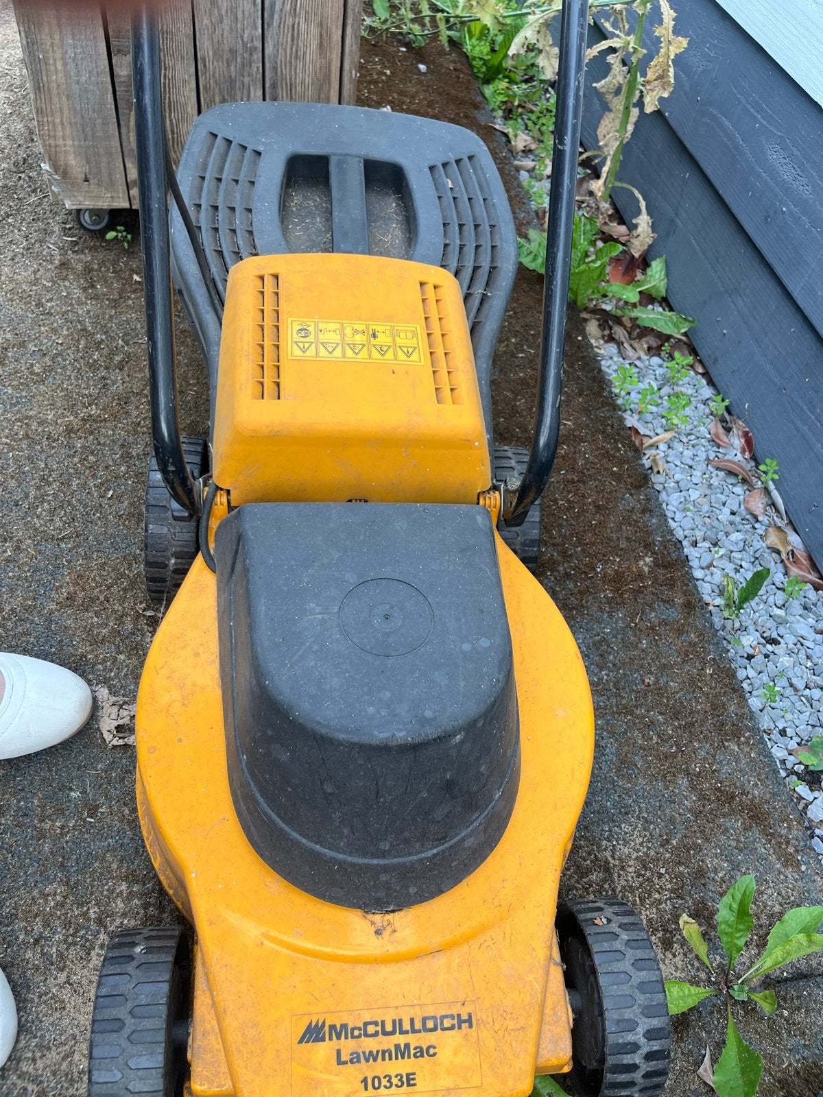 Elektrische grasmaaier 38 cm met opvangbak - geslepen messen, Tuin en Terras, Grasmaaiers, Ophalen, Gebruikt, Elektrische grasmaaier
