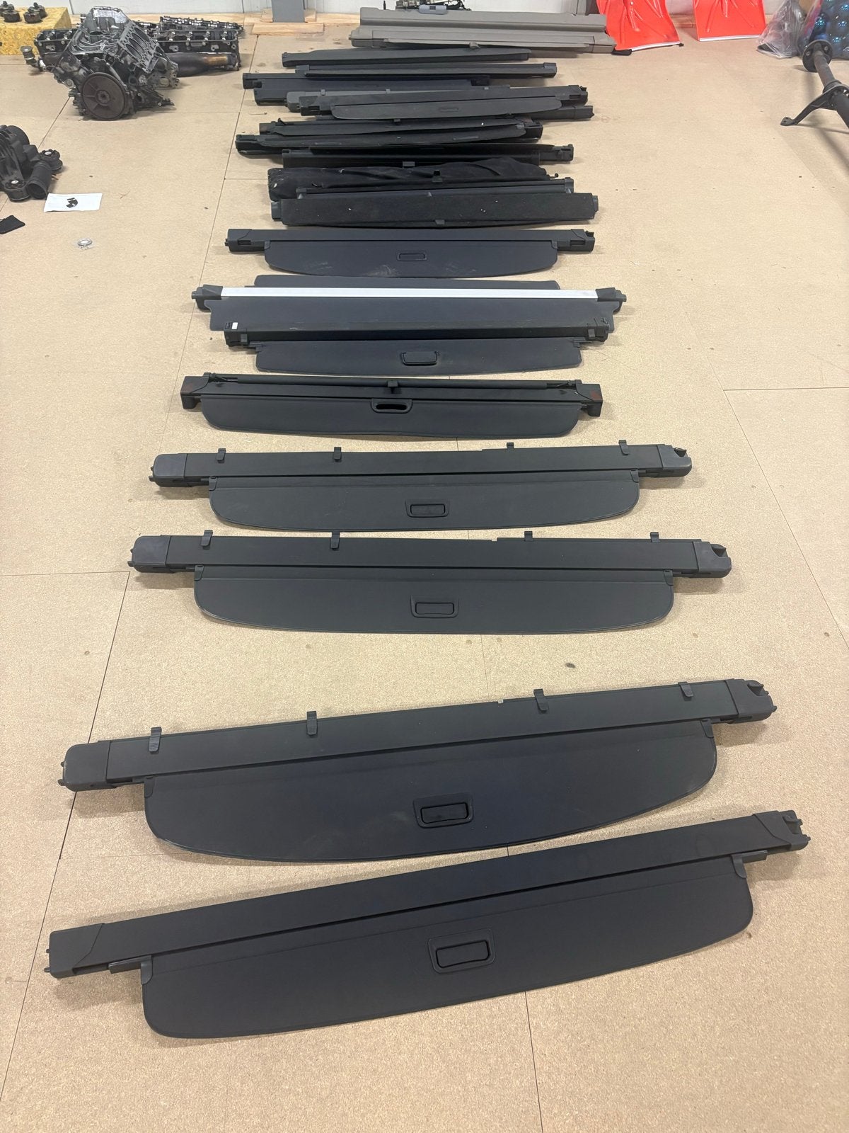 Diverse Hoedenplanken 22 stuks BMW/MERCEDES/AUDI/VOLVO, Auto-onderdelen, Ophalen of Verzenden, Gebruikt, Universele onderdelen