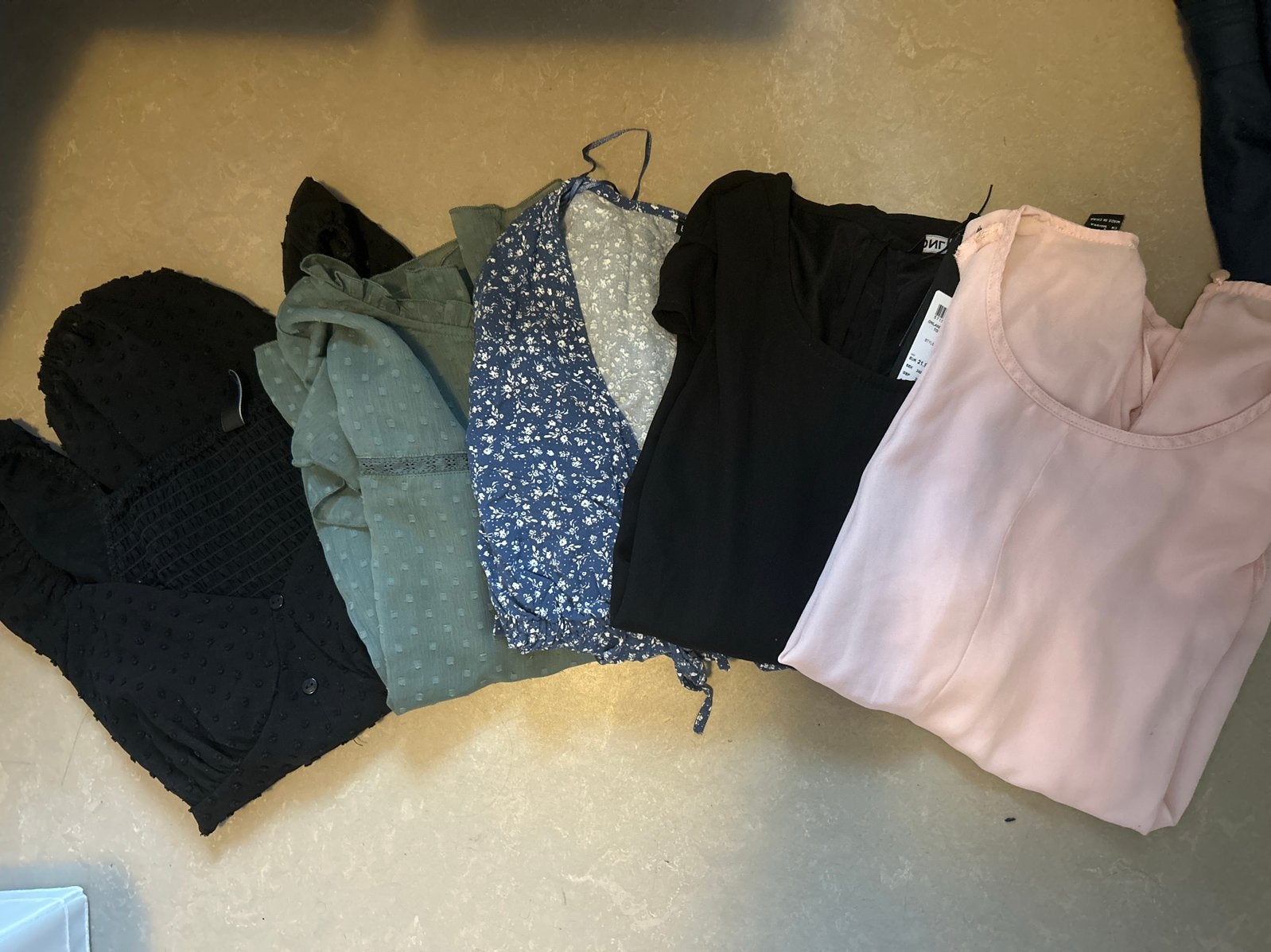 Zomer bloesjes meisjes: Bershka, Only (nieuw), H&M, Ophalen of Verzenden, Zo goed als nieuw, Maat 34 (XS) of kleiner