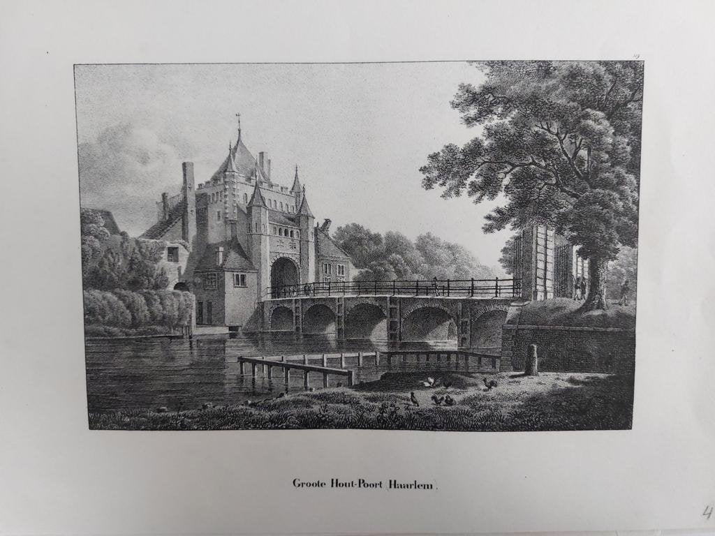 2 / Groote Hout-Poort Grote Houtpoort te Haarlem Litho 1825, Ophalen of Verzenden