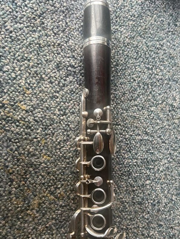 Arthur Uebel Reform Böhm Bb klarinet, Muziek en Instrumenten, Bes-klarinet, Gebruikt, Ophalen of Verzenden, Met koffer