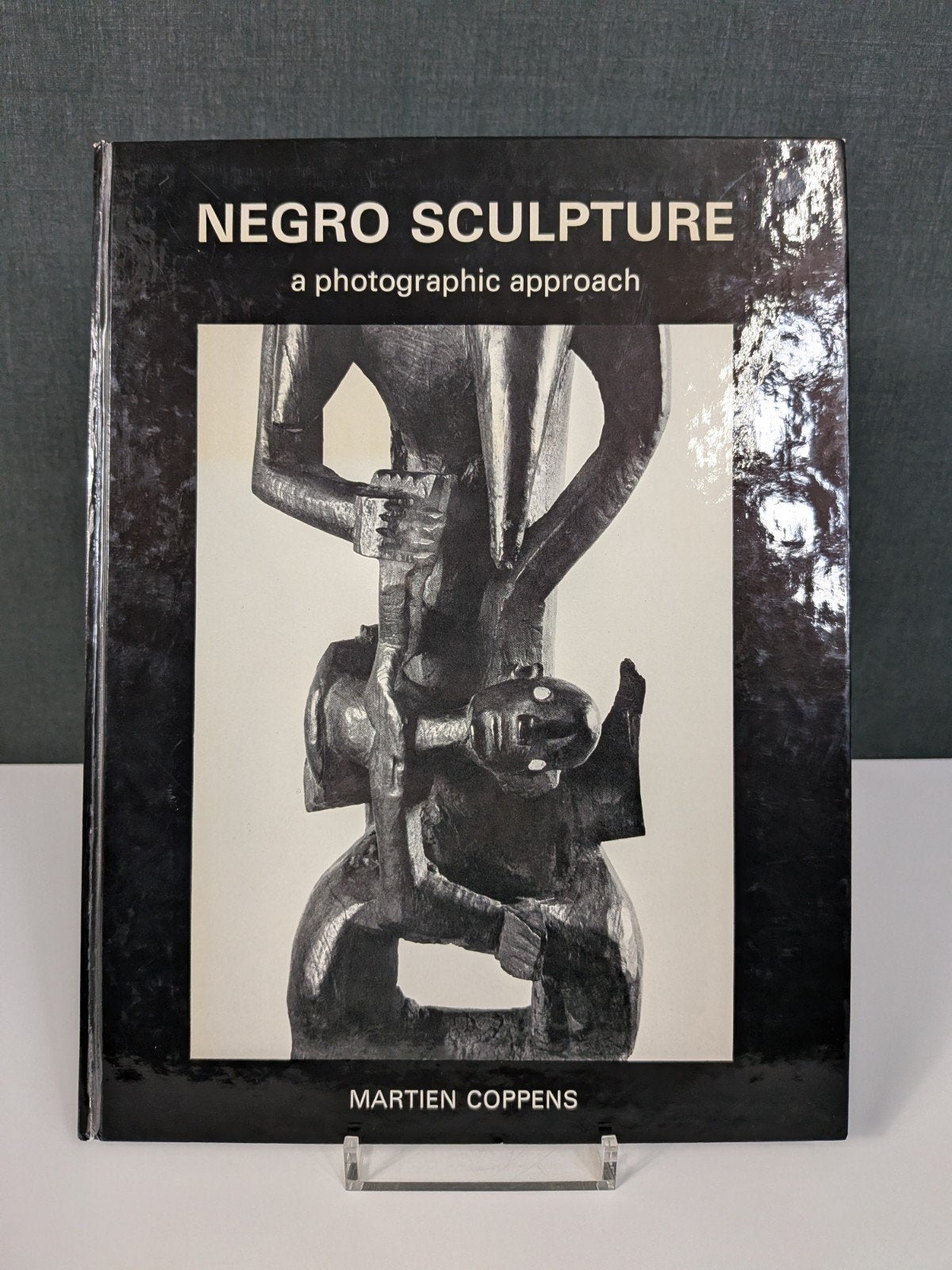 Negro Sculpture – A Photographic Approach – Martien Coppens, Verzenden, Gelezen