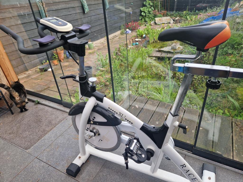 Spinfiets racer, Sport en Fitness, Ophalen of Verzenden, Zo goed als nieuw, Spinningfiets
