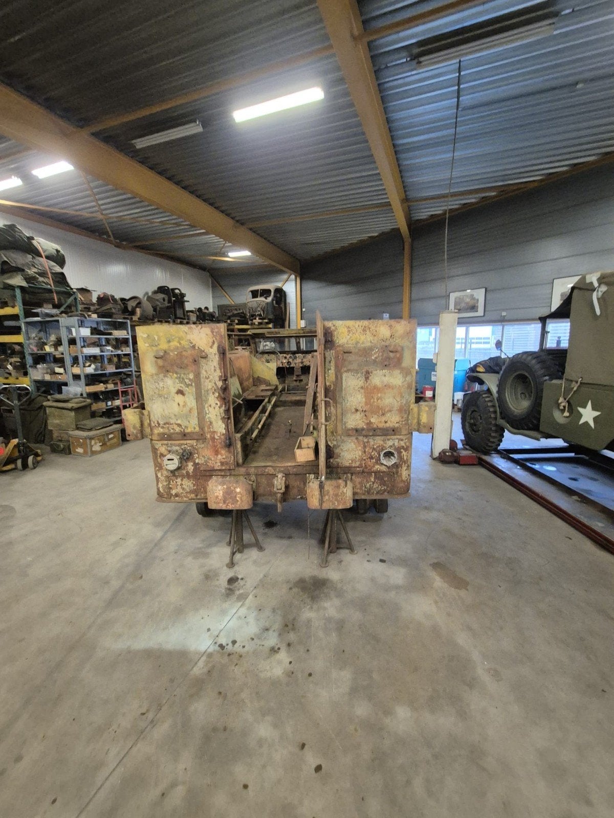 te koop – INTERNATIONAL M5 HALFTRACK WW2 PROJECT, foto 3