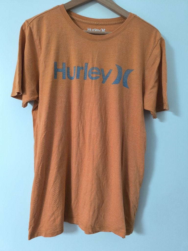 Hurley t-shirt maat m, Maat 48/50 (M), Oranje, Ophalen of Verzenden, Gedragen