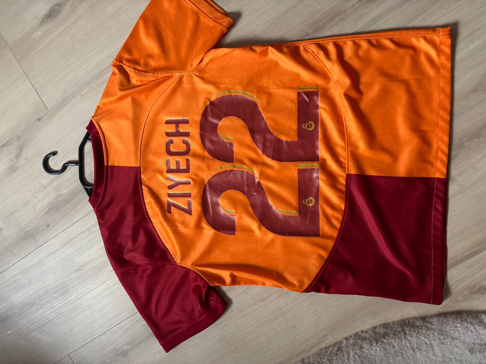 Galatasaray - Hakim Ziyech - Voetbalshirt - Maat M, Maat M, Ophalen of Verzenden, Zo goed als nieuw, Shirt