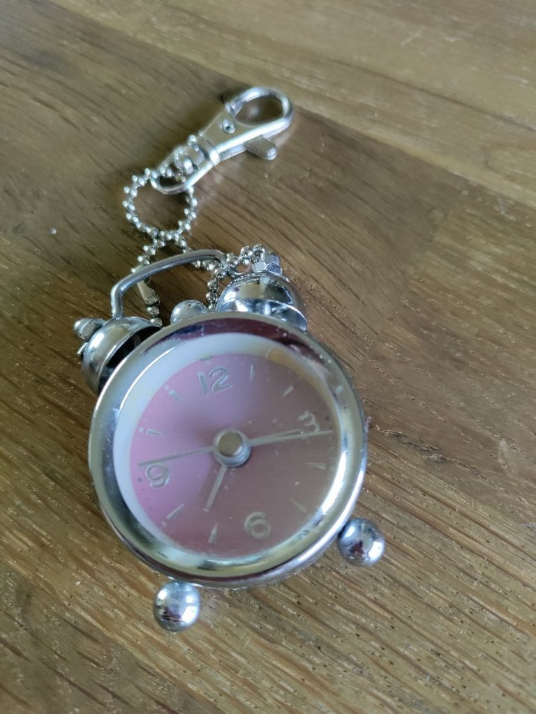 Mini-Klokje - Roze/Zilver (Werkend), Antiek en Kunst, Ophalen of Verzenden