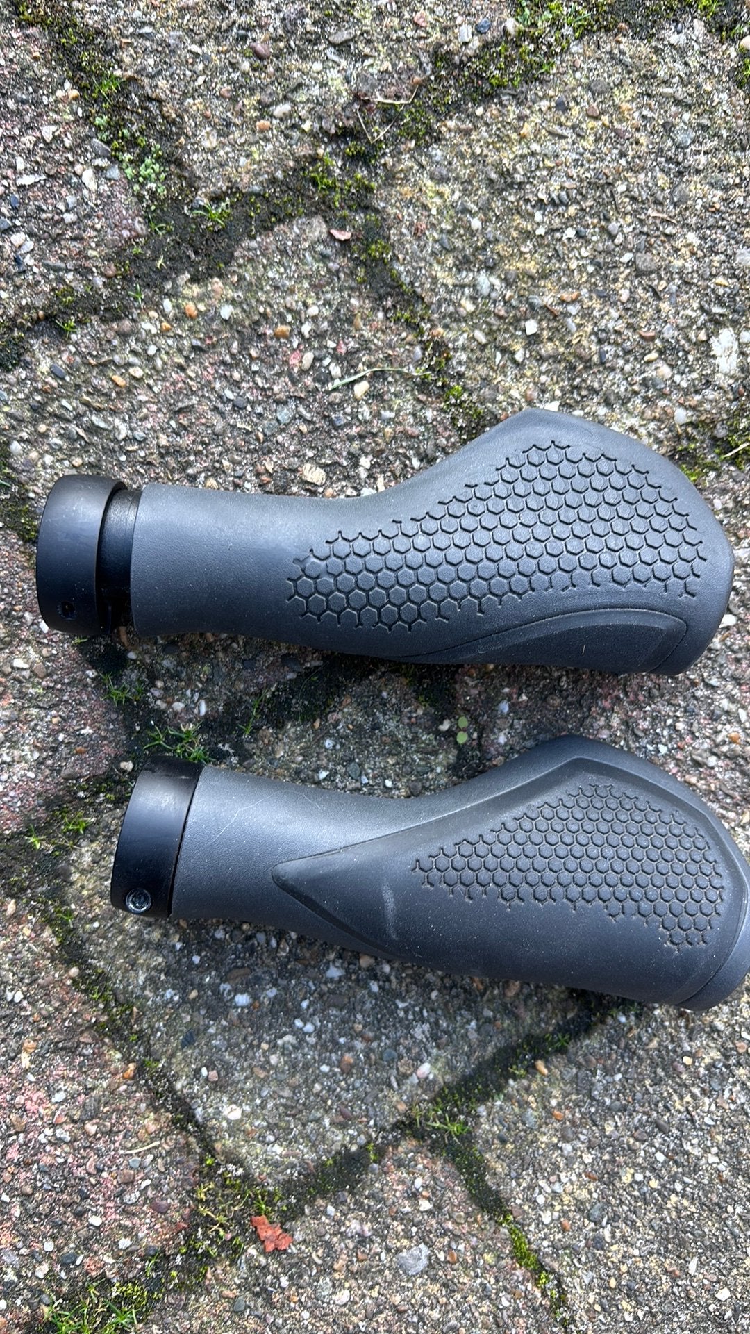 • CUBE Natural Fit Comfort fietshandvatten – Ergonomisch, Ophalen of Verzenden, Zo goed als nieuw