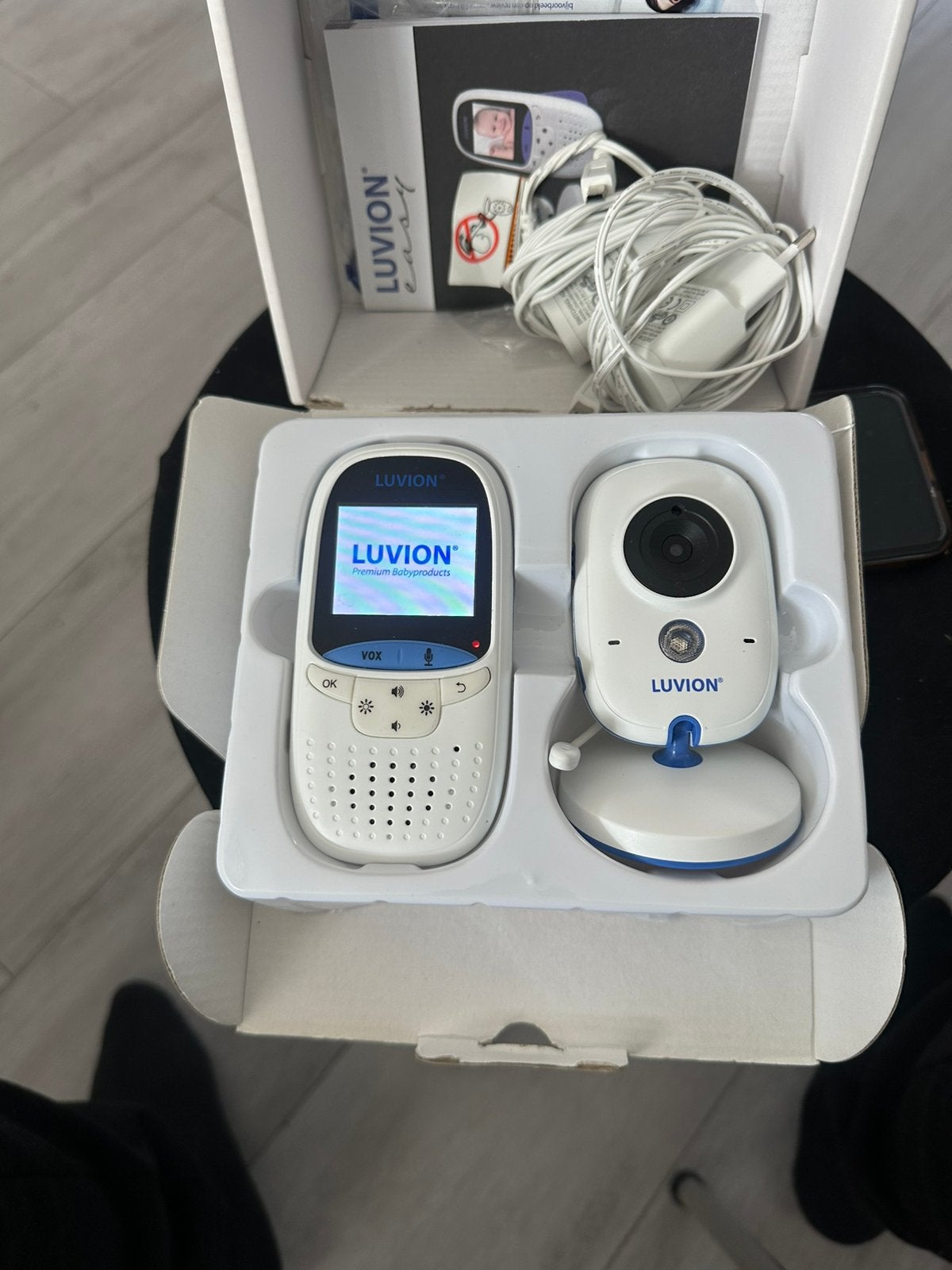 Te koop: Luvion babyfoon – zo goed als nieuw, Kinderen en Baby's, Babyfoons, Ophalen of Verzenden, Zo goed als nieuw, 250 meter of meer