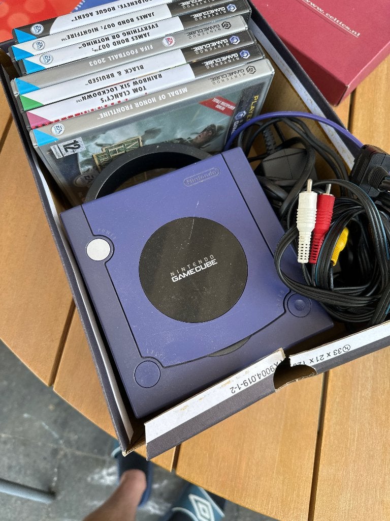 GameCube Nintendo met diverse spellen, Spelcomputers en Games, 1 speler, Ophalen, Gebruikt, Vanaf 3 jaar