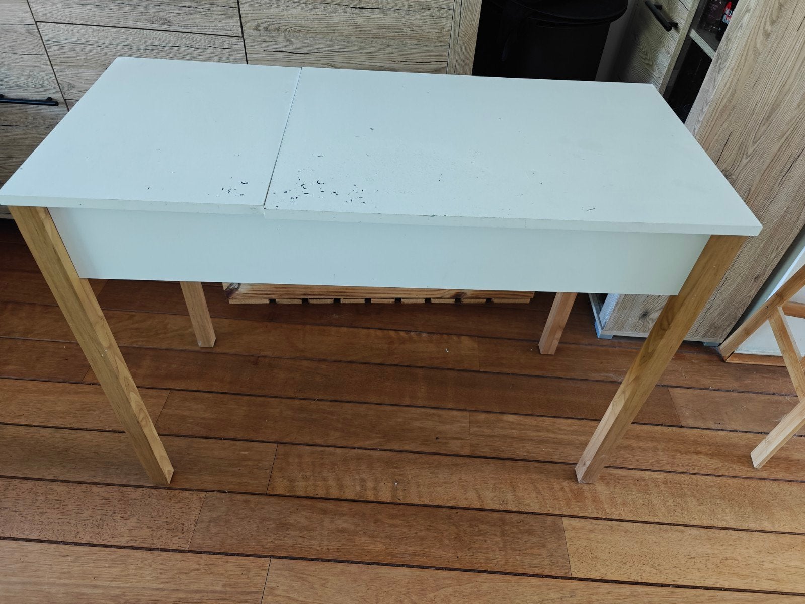 Gratis! Kaptafel met opbergvak voor cosmetica - Gebruikt, Ophalen, Gebruikt, 50 tot 100 cm, Minder dan 100 cm