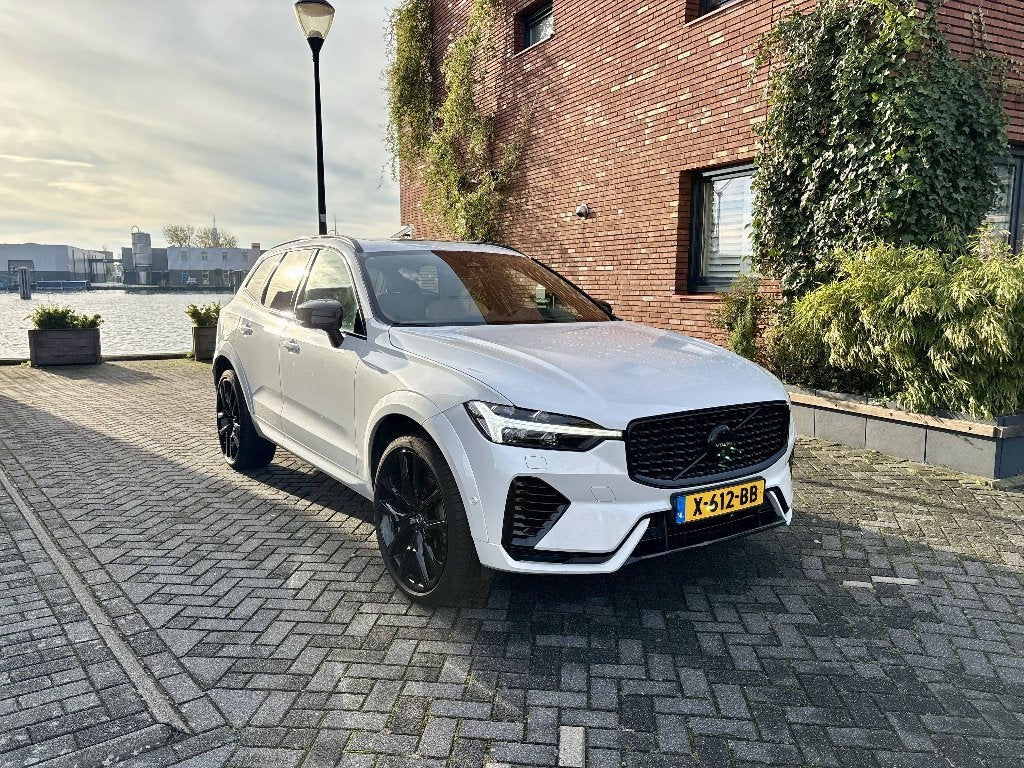 Volvo XC60 T6 Ult Dark | Luchtvering | incl jaar Garantie, Automaat, Dealer onderhouden, Beige, 1969 cc