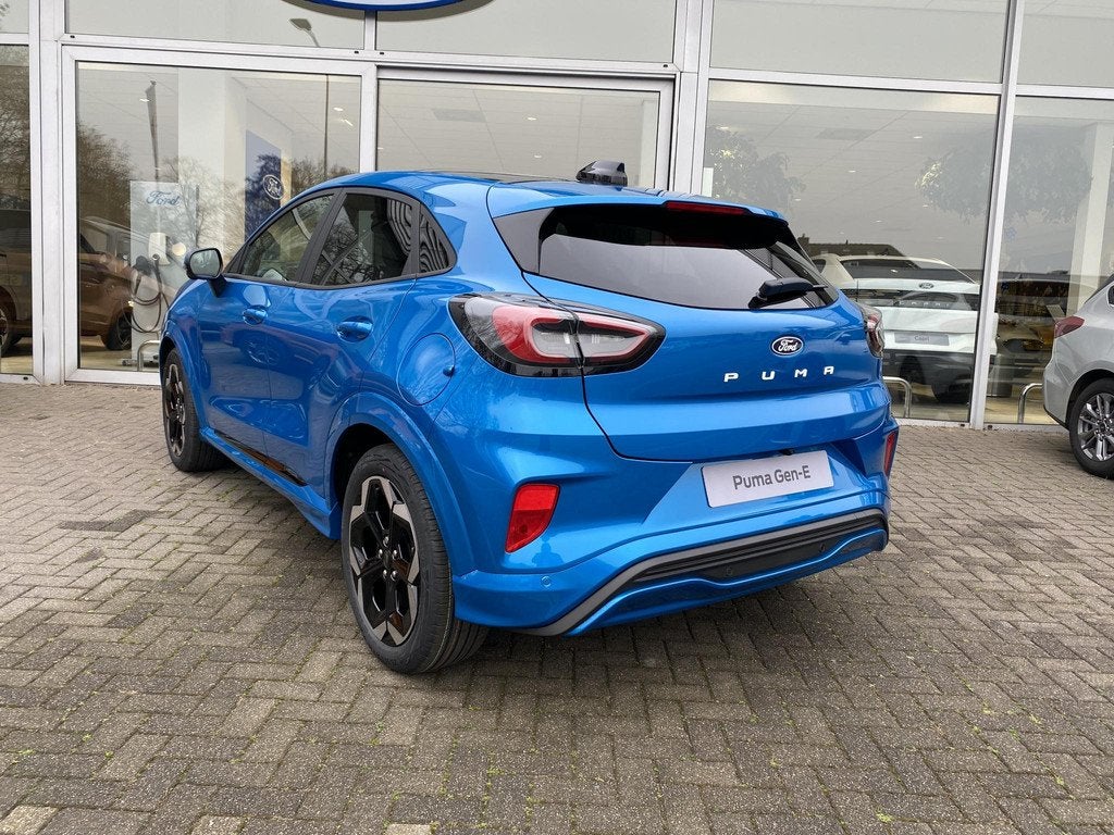 Ford Puma Gen-E Premium 44 kWh Uit voorraad leverbaar | Wint, Auto's, Ford, Puma, 750 kg, Blauw, Leder en Stof