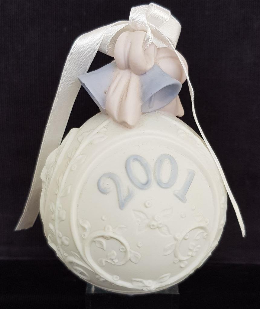 Lladro kerstbal 2001, ong. 11 cm, Ophalen of Verzenden