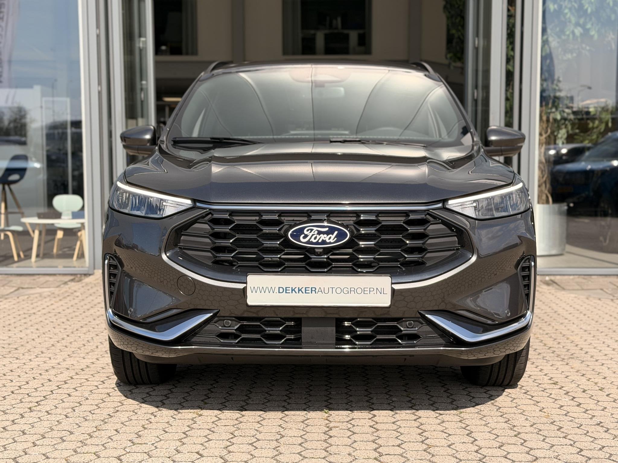 Ford Kuga 2.5 PHEV ST-Line X UIT VOORRAAD I DRIVER ASSIST PA, 14 kWh, Lichtsensor, Euro 6, 4 cilinders