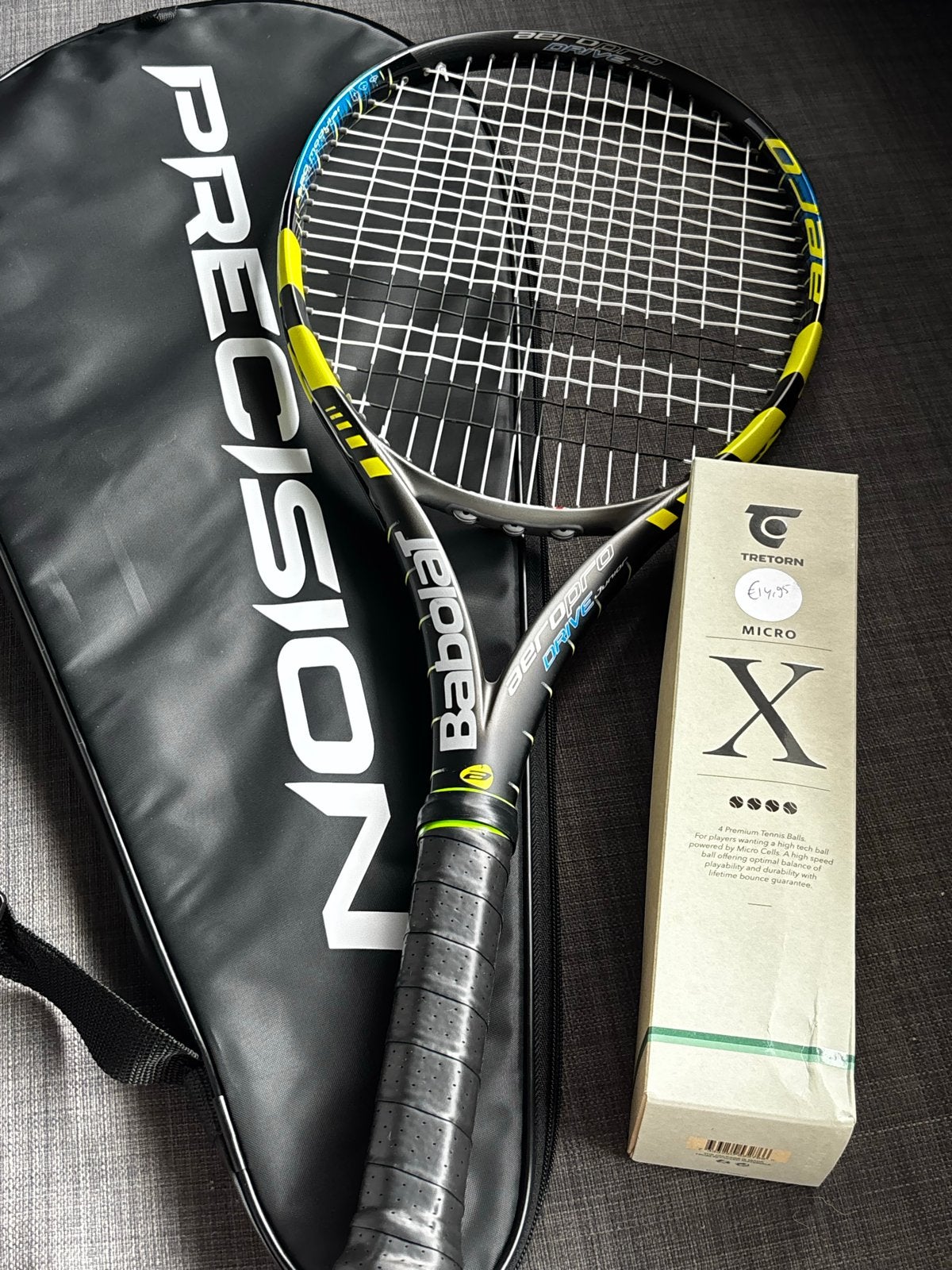 Babolat AeroPro Drive tennisracket met ballen en hoes, L2, Nieuw, Ophalen of Verzenden, Racket