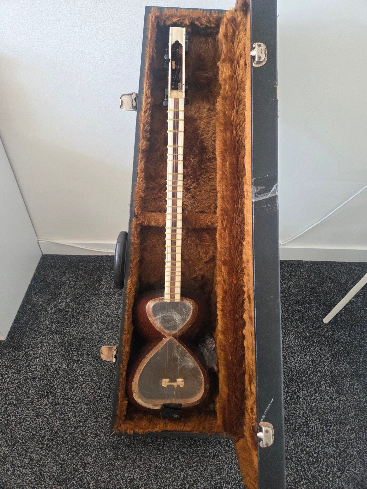 TE KOOP: Perzische Tar (rashidi),koffer en hydrolic tuning, Ophalen, Gebruikt, Luit, Saz of Bouzouki