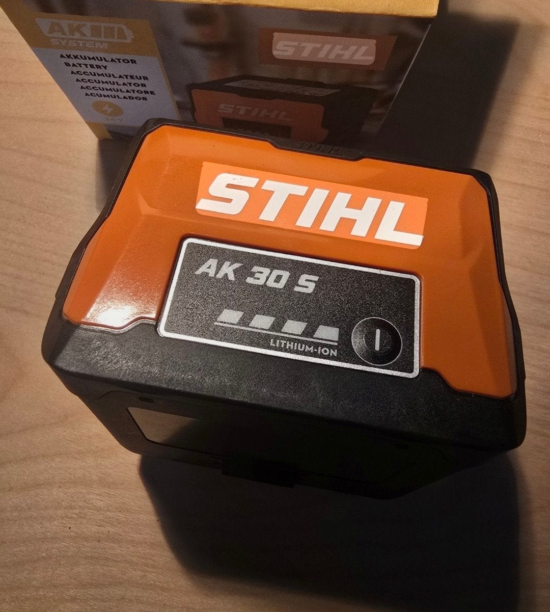 STIHL AK 30 S Accu 36V – Gloednieuw, Verzenden