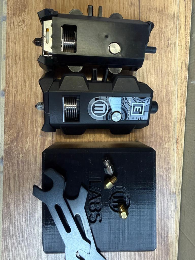 MakerBot Replicator 3D Printer met Experimental Extruder, Computers en Software, 3D Printers, Ophalen, Gebruikt, Filament