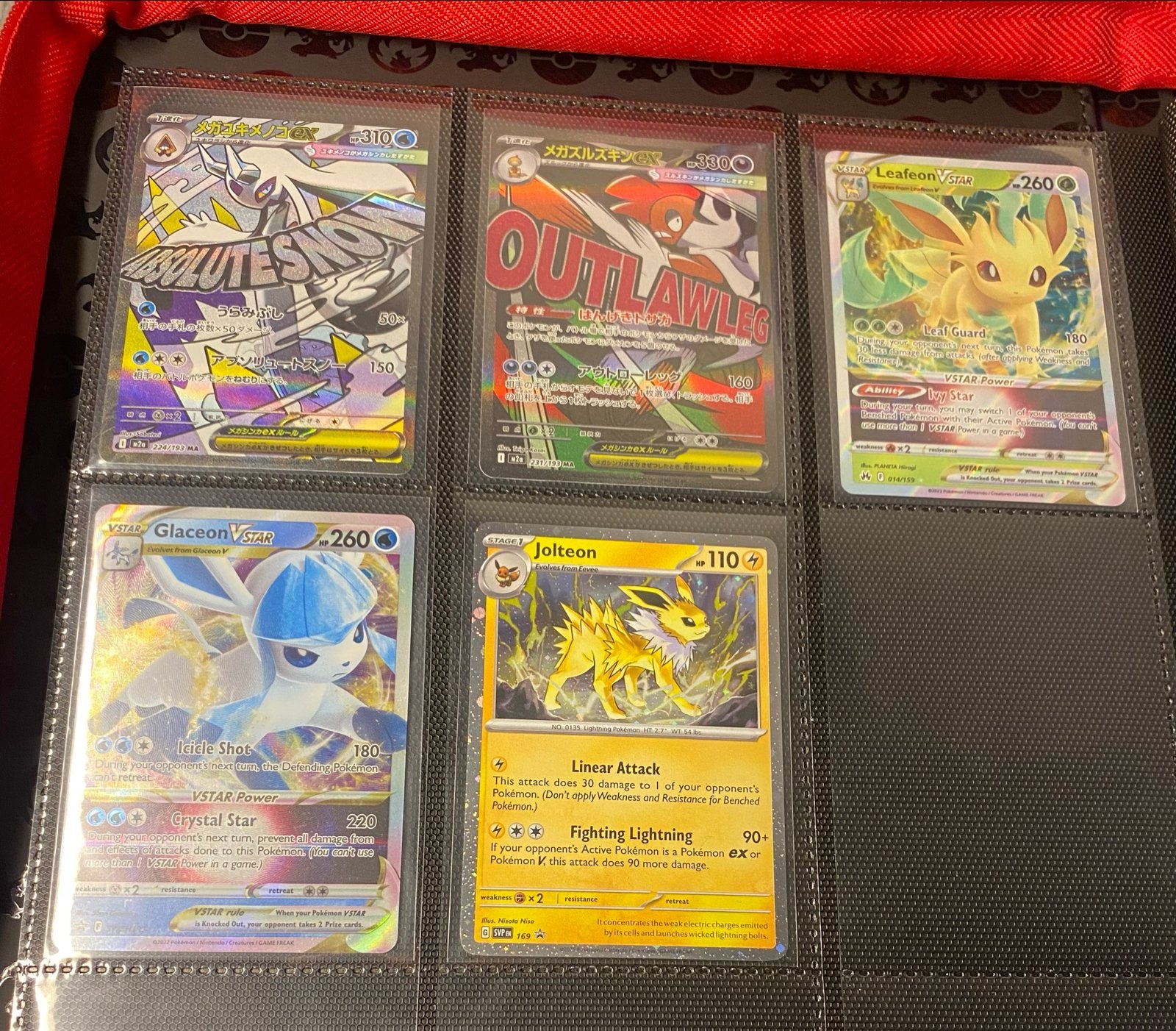 Pokémon Kaarten Collectie in Map - Diverse Zeldzame Kaarten, Ophalen of Verzenden, Zo goed als nieuw, Meerdere kaarten, Foil