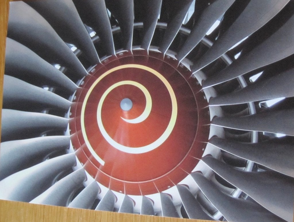 vliegtuig motor Rolls Royce Trent 500 - uit de Airbus A340, Verzenden, 1980 tot heden, Ongelopen, Overige thema's