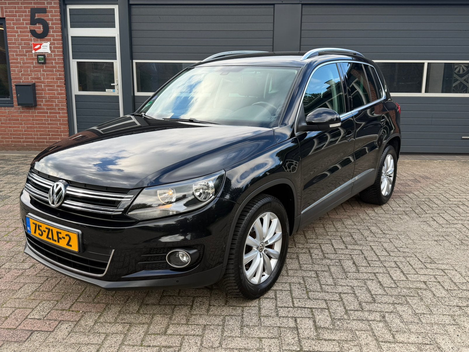 Volkswagen Tiguan Sport&Style 1.4 TSI 118KW 2013 Carplay|Cam, Voorwielaandrijving, Euro 5, 1800 kg, Zwart