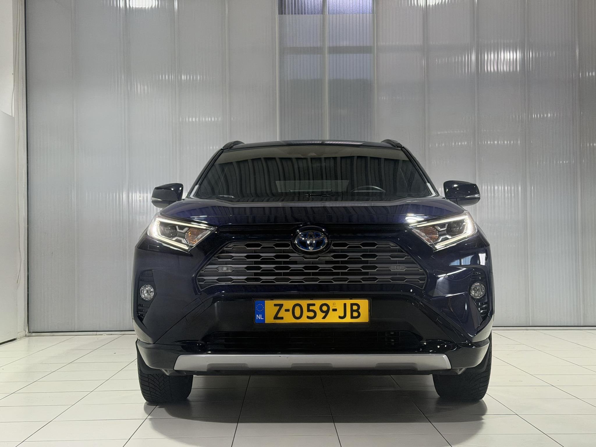 Toyota RAV4 2.5 Hybrid Style Afneembare trekhaak , Winterban, Gebruikt, Euro 6, 4 cilinders, 2487 cc